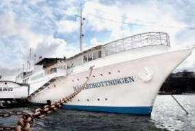Mälardrottningen Yacht Hotel & Restaurant
